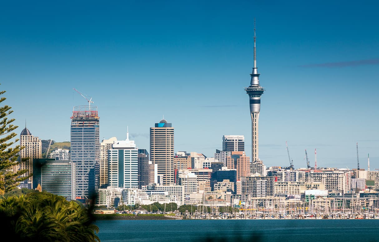 new-zealand-hero